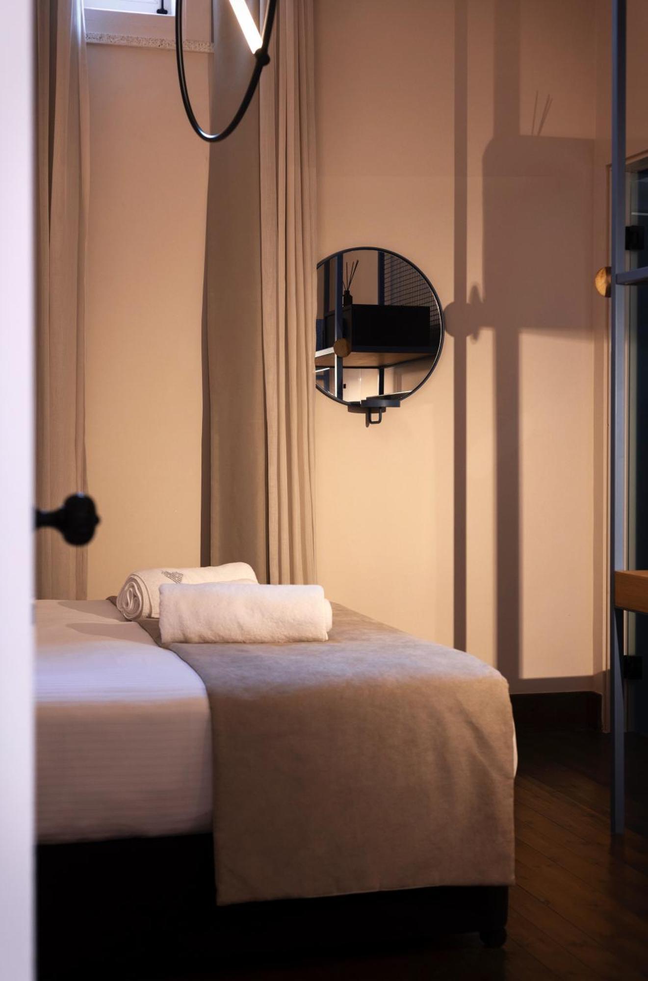 Heart Hotel Limassol Bagian luar foto