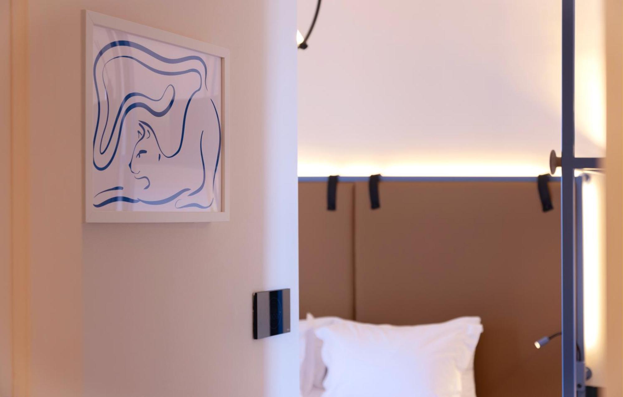 Heart Hotel Limassol Bagian luar foto