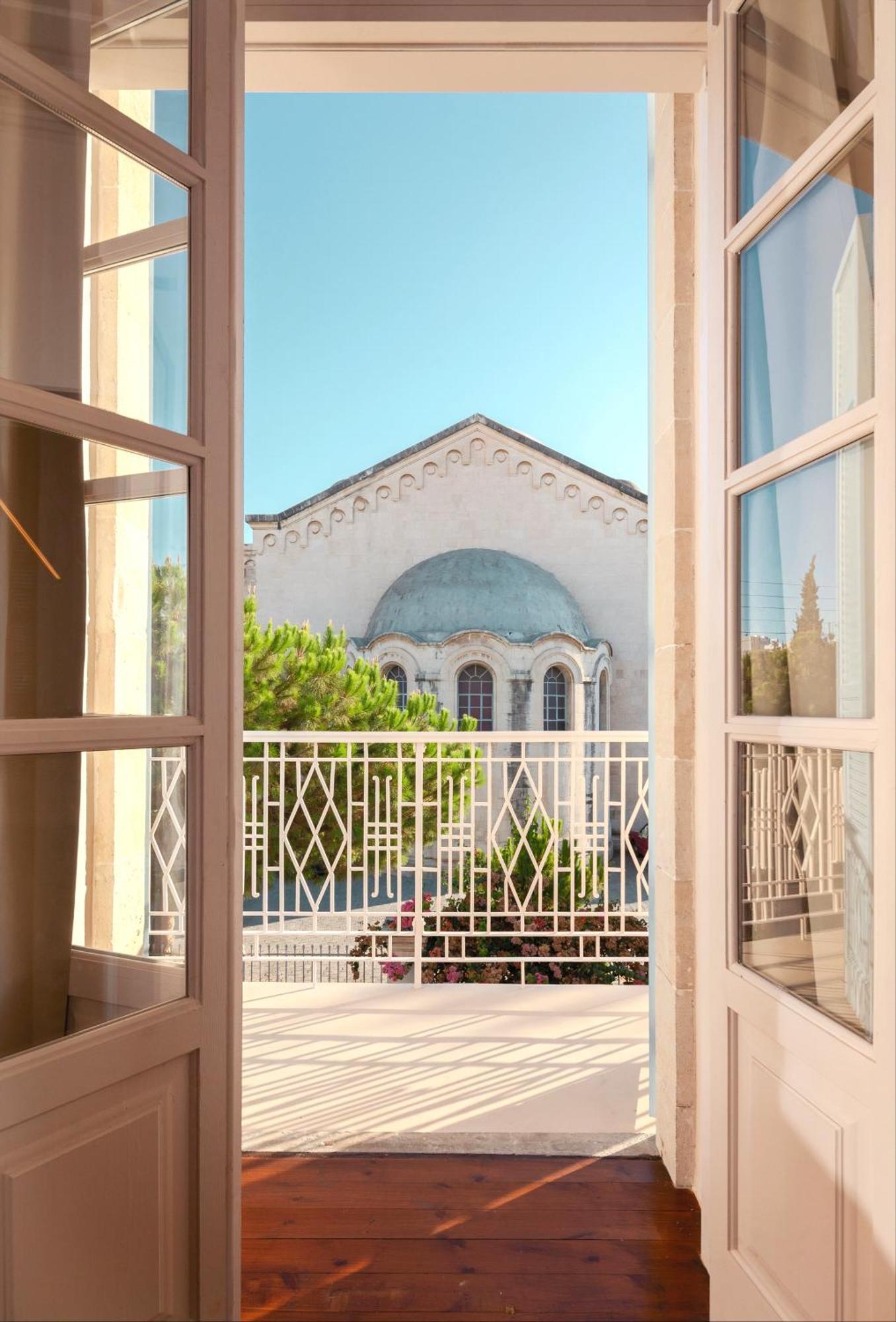 Heart Hotel Limassol Bagian luar foto